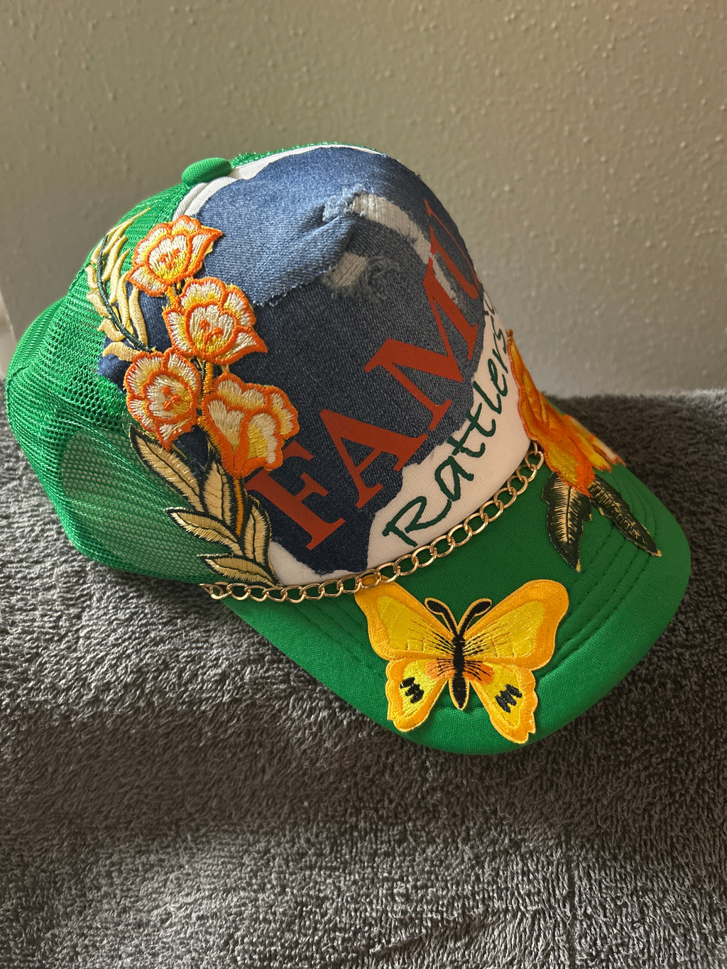 Womens Statement Hat